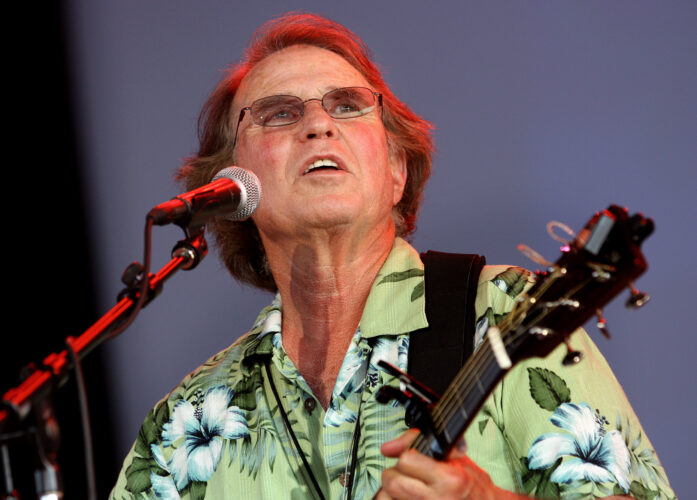 ‘Country’ Joe McDonald,  ’60s rock star, proud protest counterculture icon, dies at 84